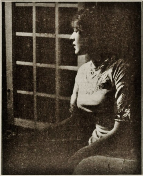 moviwor10chal_0351 LgPic 11041911