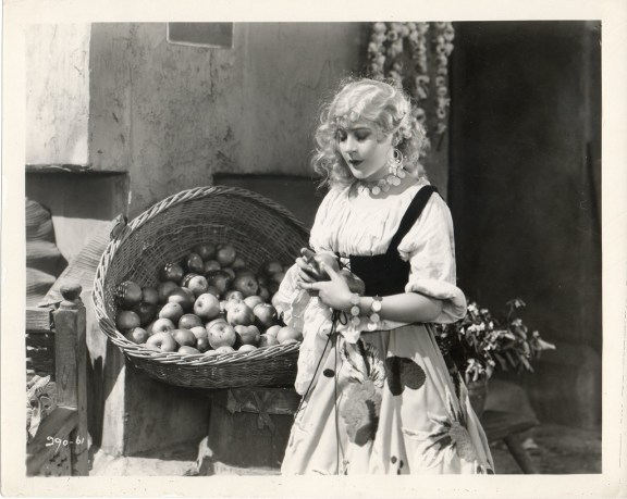 Mae Murray, "Valencia" (MGM, 1926), production still, #290-61. MMimg010