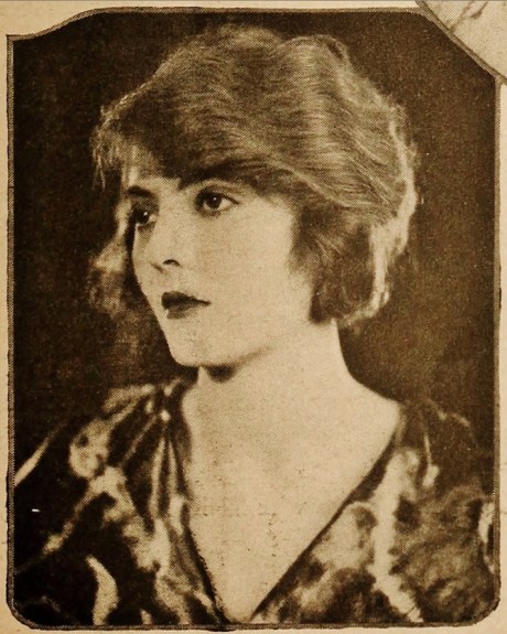 MoPicMag Jan 1924