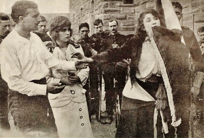 Under2Flags pic mpnews 07061912_0018