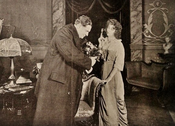 HeadWaiter pic reellife 12271913